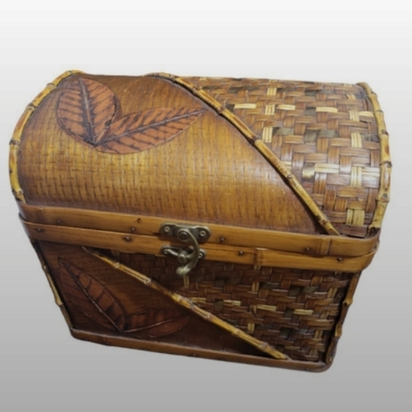 Handmade Other - Vintage Woven Wood Copper Bamboo Handmade Basket Box Chest With Brass Latch